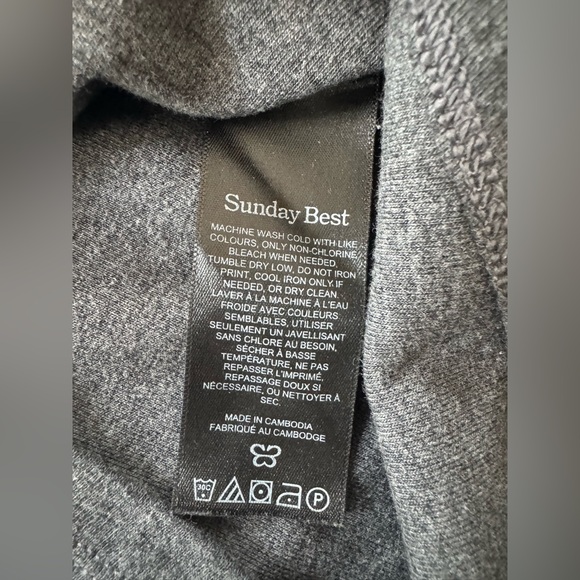 Aritzia Sunday Best Charcoal Turtleneck long sleeve top women’s size Small - Picture 5 of 8